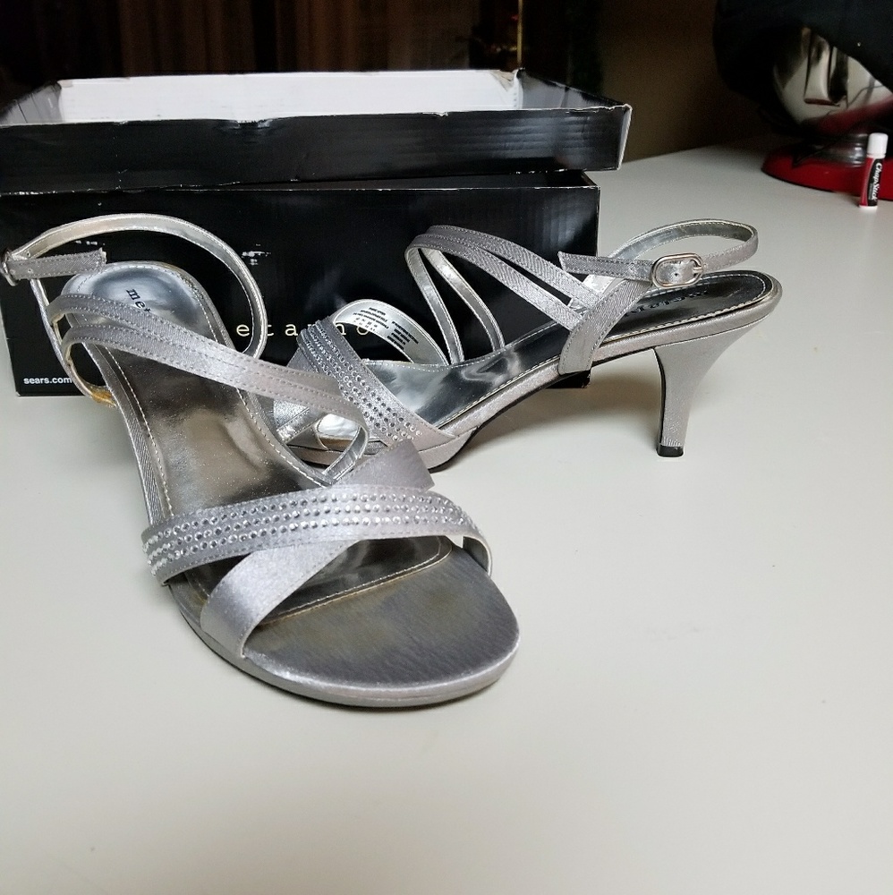 Womens shoes